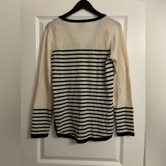 Tuckernuck Two Bees 100% Cashmere Striped Anchor Tunic Ivory/Navy/Red Size M - Picture 3 of 12